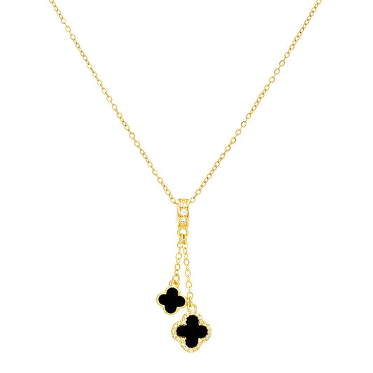 Clover Kiss Necklace